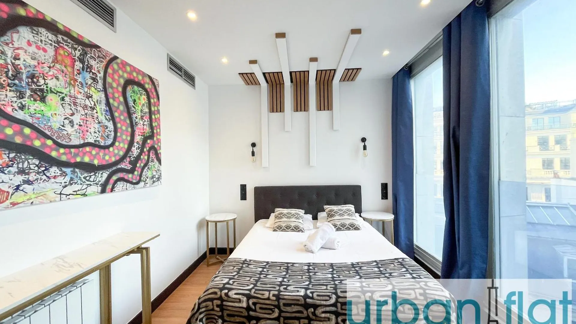 Urban Flat 128 - Art Rock 4Bdr Flat Near Champs-Elysees Paris 0*,  France